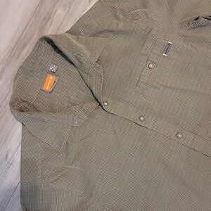 Merrell Shirt Mens‎ Large Green Gray Check Short Sleeve Button Front Lightweight